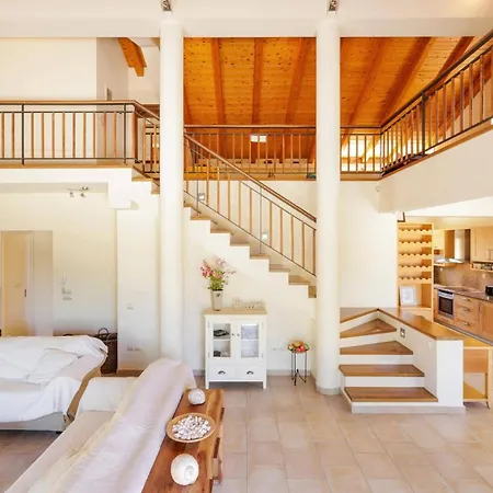 Villa Barbaro By